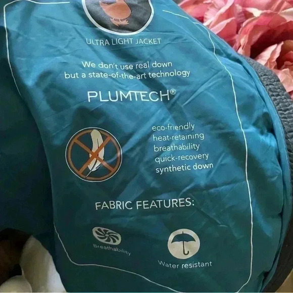 Save The Duck Black Puffer Vest - Picture 6 of 7